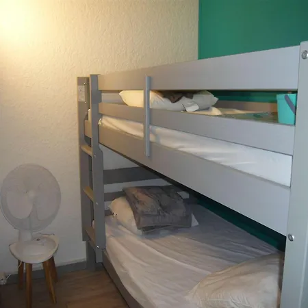 Avec Parking Et Climatisation à Port Camargue - Fr-1-731-113 * Le Grau-du-Roi